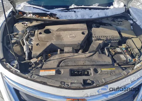 2015 Nissan Altima 2.5 from USA, damaged, VIN 1N4AL3APXFN894843